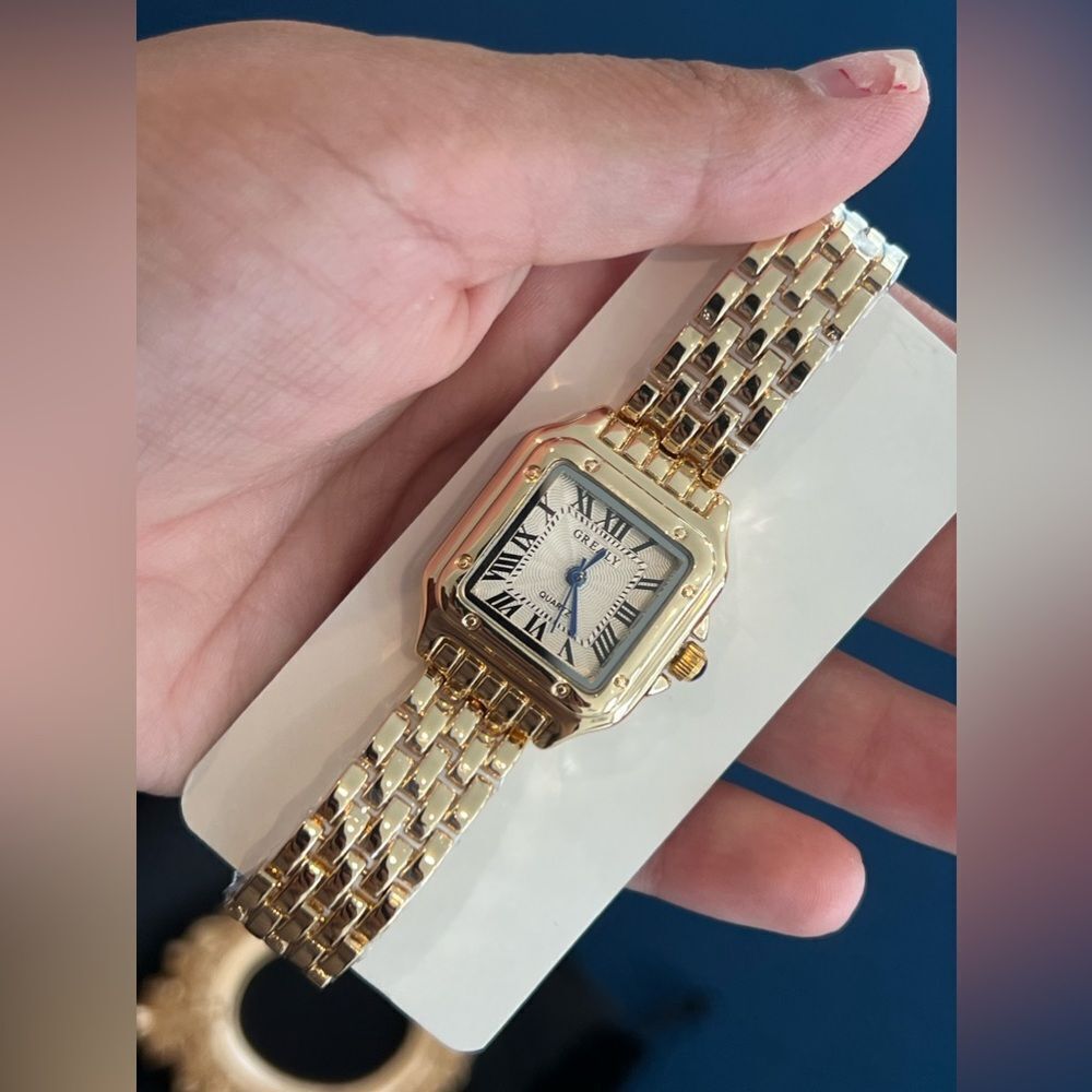 Panthere Classic Stainless Steel Gold Square Watch - Timeless Sophistica… - Picture 10 of 16